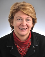 Susan Farkas，医学博士